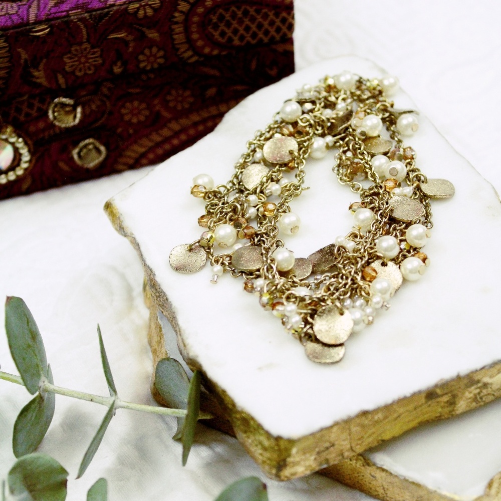 Forever 21 Gold/Pearl Long Chain Necklace
